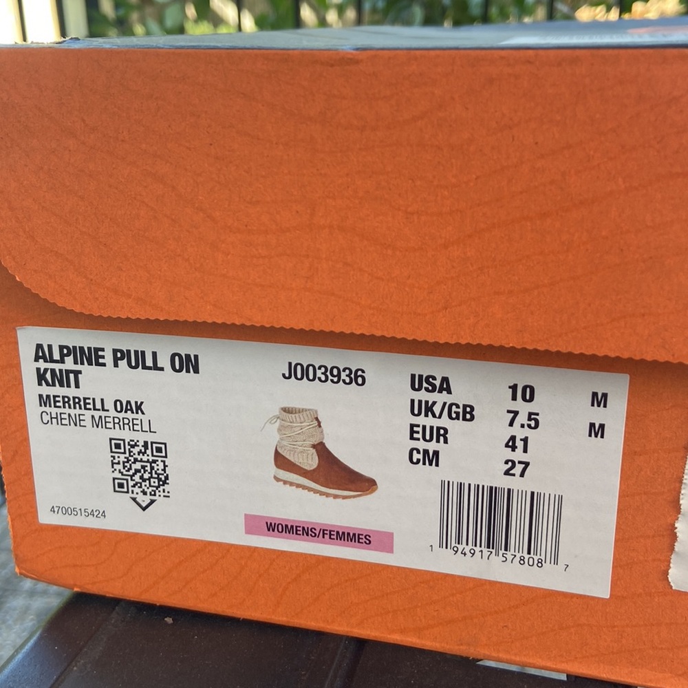 Merrell Boots - Picture 2 of 3
